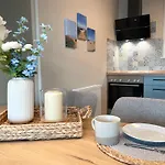 Seaside 53° 5 Apartman *