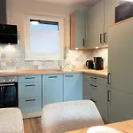 Seaside 53° 5 Apartman *